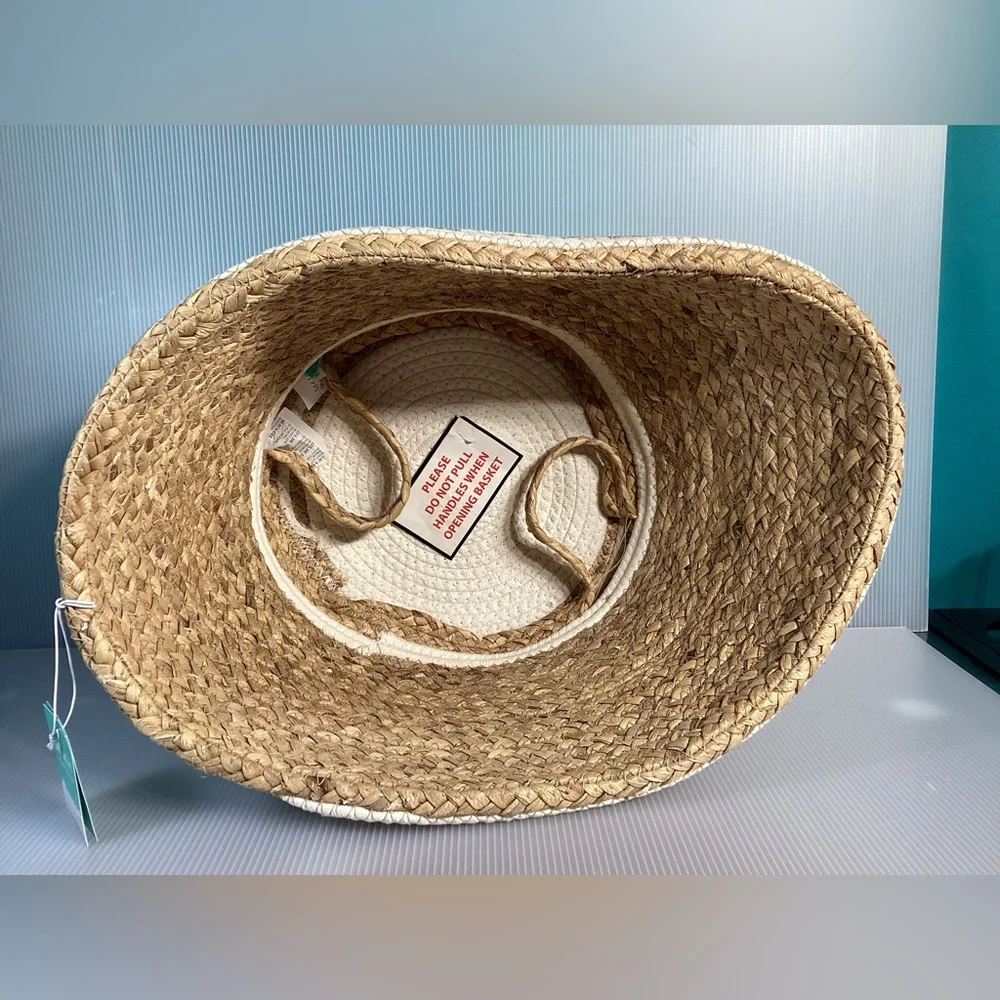 Pillowfort Collapsible Floor Basket